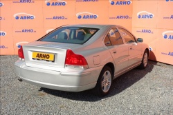 Volvo S60 2,5 T R 154KW, AWD, KINETIC.