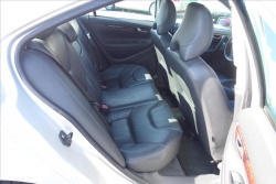 Volvo S60 2,5 T R 154KW LPG,AWD,KINETIC.