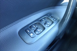 Volvo S60 2,5 T R 154KW LPG,AWD,KINETIC.