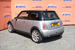 Mini Cooper 1,6 i 85KW,SERVISNÍ KNIHA,AC.