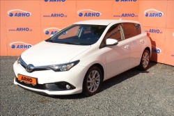 Toyota Auris 1,2 T, ČR, 1 MAJ., SERVIS.KN.