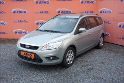 Ford Focus 1,6 i,ČR,1 MAJ.,SERVISNÍ KN.