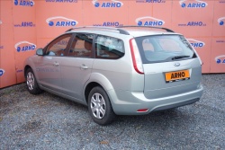 Ford Focus 1,6 i,ČR,1 MAJ.,SERVISNÍ KN.