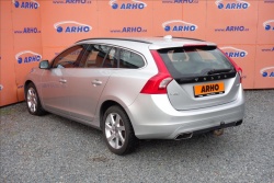 Volvo V60 2,0 D4 133KW,SERV.KN.,MOMENTUM.