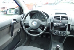 Volkswagen Polo 1,2 47kW,ČR,1 MAJ.,72TIS.KM.