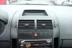 Volkswagen Polo 1,2 47kW,ČR,1 MAJ.,72TIS.KM.