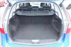 Hyundai i30 1,6 CRDi, ČR, SERVISNÍ KNIHA.