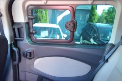 Ford Tourneo Custom 2,0 TDCi, ČR, 1 MAJ., 8 MÍST.