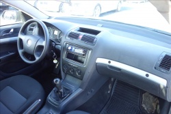 Škoda Octavia 1,8 TSi, ČR, 1 MAJ., SERV.KN.