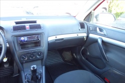 Škoda Octavia 1,8 TSi, ČR, 1 MAJ., SERV.KN.