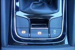Škoda Karoq 1,5 TSi,ČR,1 MAJ.,SERVIS.KN.
