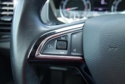 Škoda Karoq 1,5 TSi,ČR,1 MAJ.,SERVIS.KN.