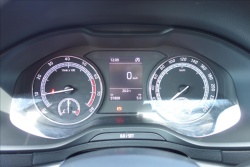 Škoda Karoq 1,5 TSi,ČR,1 MAJ.,SERVIS.KN.