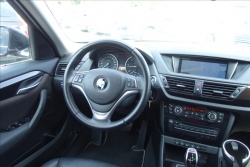 BMW X1 20d 135KW, ČR, SERVIS KN.