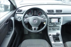 Volkswagen Passat 2,0 TDi 130kW, PANORAMA.