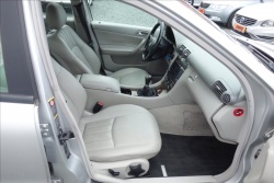 Mercedes-Benz Třídy C 220 CDi 110KW,ČR,SERV.KN.