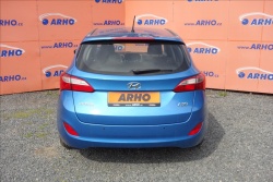 Hyundai i30 1,6 i,ČR,SERVIS.KN.,TRIKOLOR.