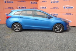 Hyundai i30 1,6 i,ČR,SERVIS.KN.,TRIKOLOR.