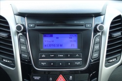 Hyundai i30 1,6 i,ČR,SERVIS.KN.,TRIKOLOR.