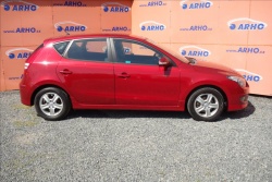 Hyundai i30 1,4 i 80KW, ČR, 2 MAJ., KLIMA.