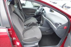 Citroën C5 2,0 HDi 100KW, ČR, 2 MAJITEL.