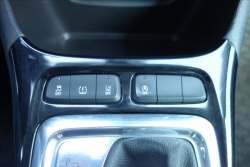 Opel Crossland X 1,2 i, ČR, 1 MAJ., SERVIS.KN.