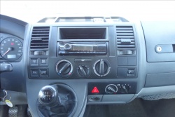 Volkswagen Transporter 2,5 TDi 96KW,ČR,8 MÍST,LONG.