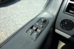 Volkswagen Transporter 2,5 TDi 96KW,ČR,8 MÍST,LONG.