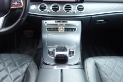 Mercedes-Benz Třídy E 400d,ČR,1 MAJ.,SERVIS.KN.