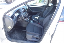 Škoda Octavia 1,6 TDi 85KW,ČR,1 MAJ.,NAVI.