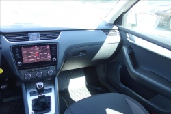 Škoda Octavia 1,6 TDi 85KW,ČR,1 MAJ.,NAVI.
