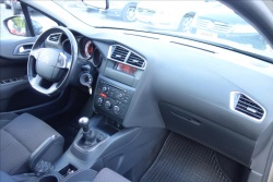Citroën C4 1,6 i 88KW,ČR,1 MAJ.,SERV.KN.