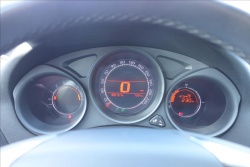 Citroën C4 1,6 i 88KW,ČR,1 MAJ.,SERV.KN.