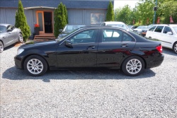 Mercedes-Benz Třídy C 220CDi 125KW, MANUÁL.