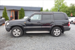 Toyota Land Cruiser 4,7 i V8 100, 7 MÍST, 4x4, LPG.