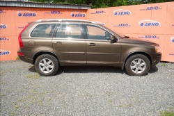 Volvo XC90 2,4 D5,ČR,1 MAJ.,7 MÍST,AWD.