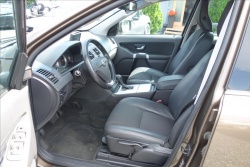 Volvo XC90 2,4 D5,ČR,1 MAJ.,7 MÍST,AWD.