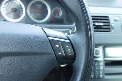 Volvo XC90 2,4 D5,ČR,1 MAJ.,7 MÍST,AWD.