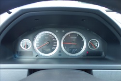 Volvo XC90 2,4 D5,ČR,1 MAJ.,7 MÍST,AWD.
