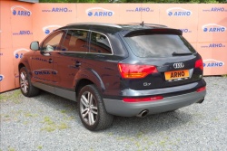 Audi Q7 4,2 i V8 257KW, ČR, QUATTRO.