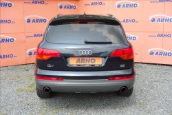 Audi Q7 4,2 i V8 257KW, ČR, QUATTRO.
