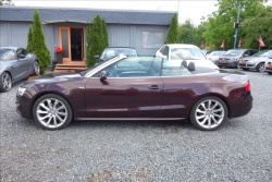 Audi A5 2,0 TFSi 155KW, SERVISNÍ KN.