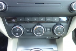 Škoda Octavia 1,6 TDi,ČR,1 MAJ.,SERV.KN.,DSG.