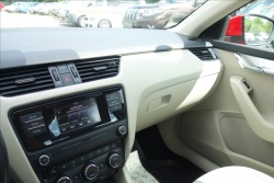 Škoda Octavia 1,6 TDi,ČR,1 MAJ.,SERV.KN.,DSG.