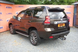 Toyota Land Cruiser 2,8 D-4D, ČR, 1 MAJ., SERV.KN.