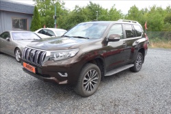 Toyota Land Cruiser 2,8 D-4D, ČR, 1 MAJ., SERV.KN.