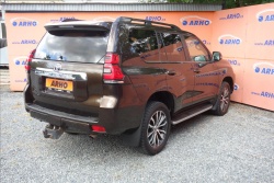 Toyota Land Cruiser 2,8 D-4D, ČR, 1 MAJ., SERV.KN.