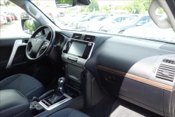 Toyota Land Cruiser 2,8 D-4D, ČR, 1 MAJ., SERV.KN.