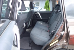 Toyota Land Cruiser 2,8 D-4D, ČR, 1 MAJ., SERV.KN.