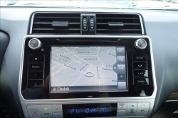 Toyota Land Cruiser 2,8 D-4D, ČR, 1 MAJ., SERV.KN.